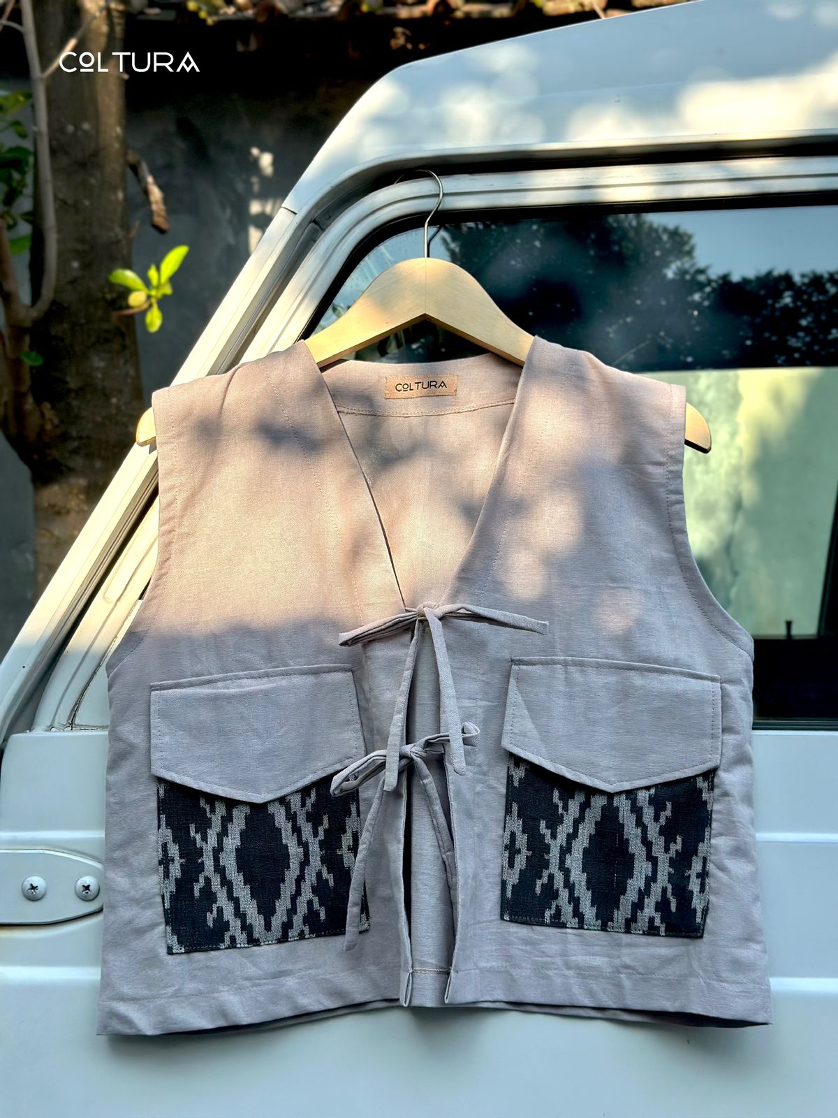 Kanira Vest 6