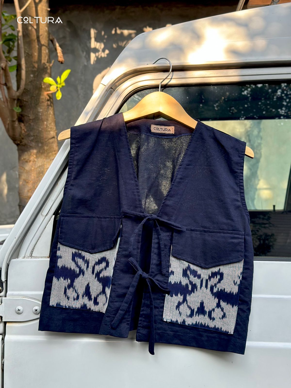 Kanira Vest 11