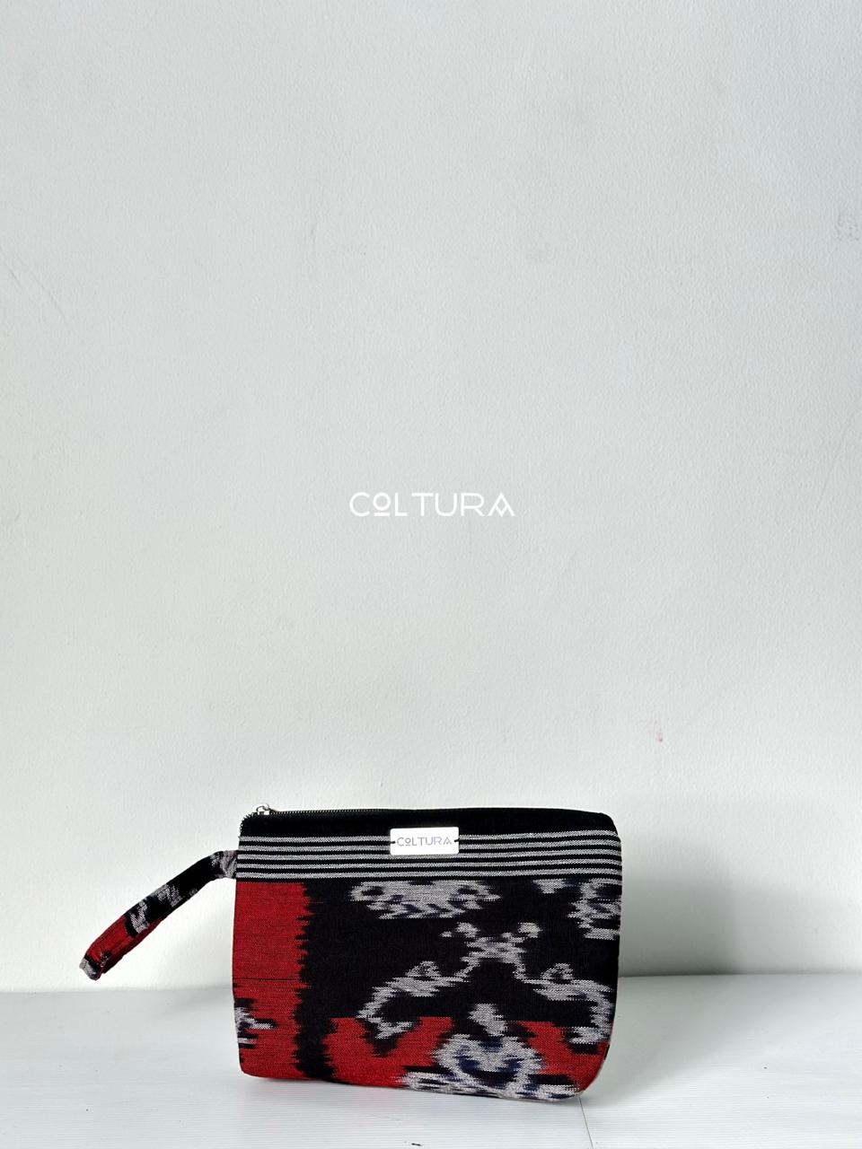 Laras Pouch 6