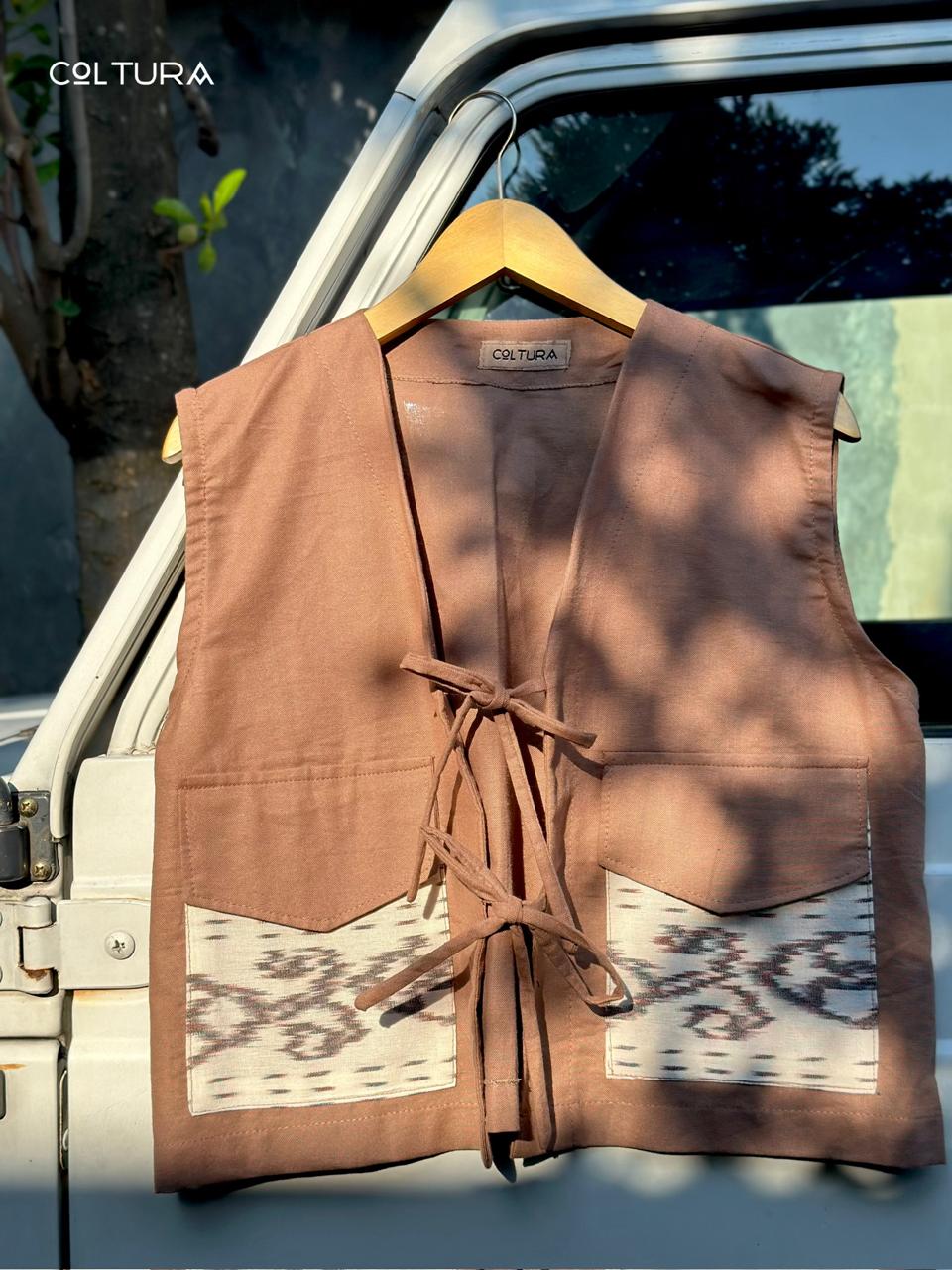 Kanira Vest 4